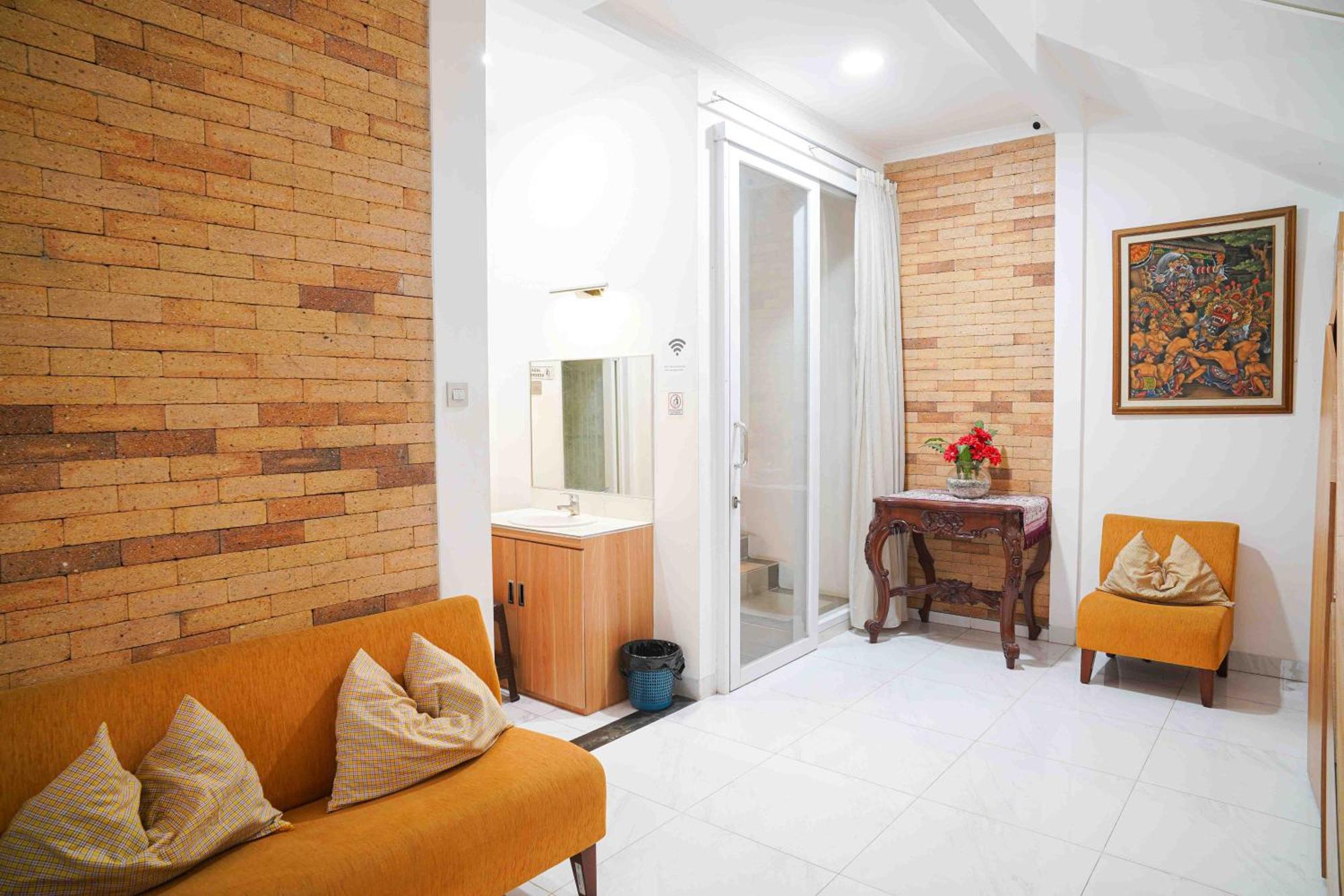 Schones Haus Private Pool & Netflix By Grorental Bandung Exterior photo
